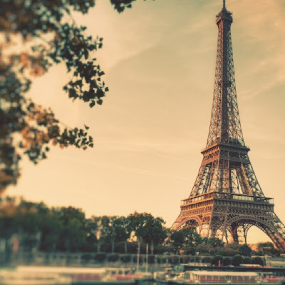 Meet your Posher, Camila